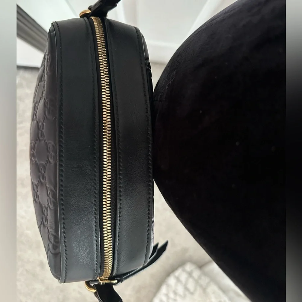 GUCCI Guccissima Small Signature Camera Bag - Picture 9 of 16